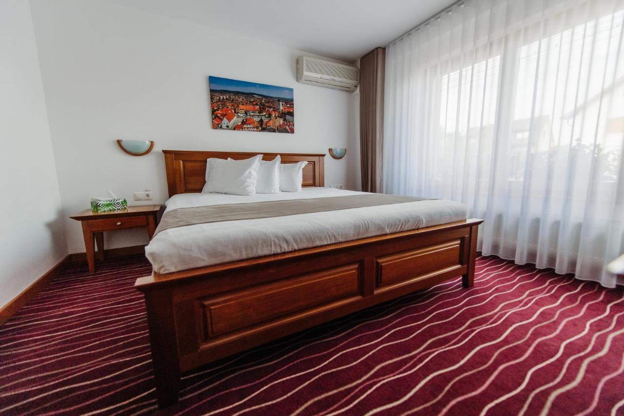 Boutique Damiani Hotel Sibiu Ngoại thất bức ảnh